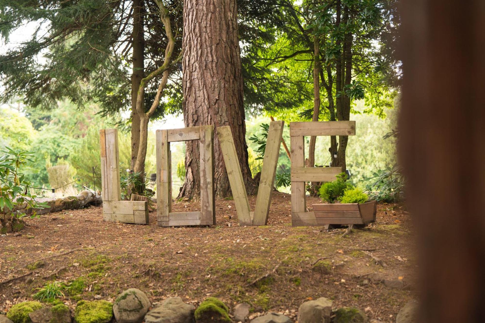 Luxury Woodland Lodge Retreat At Culdees Castle Crieff Zewnętrze zdjęcie